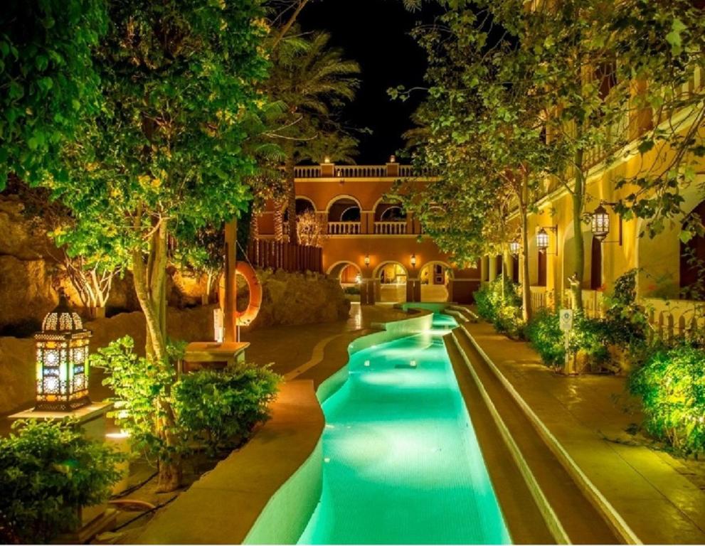Grand Waterworld Makadi Resort, Makadi Bay - Book Hotel